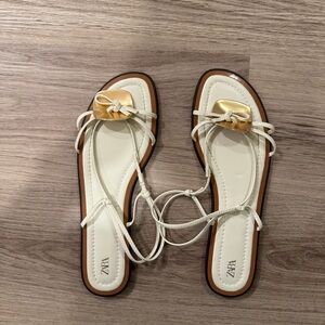 Zara Cream and Gold Women's Sandals